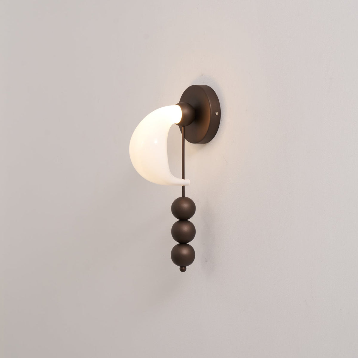 Alabris Wall Light