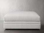 Pavo Ottoman