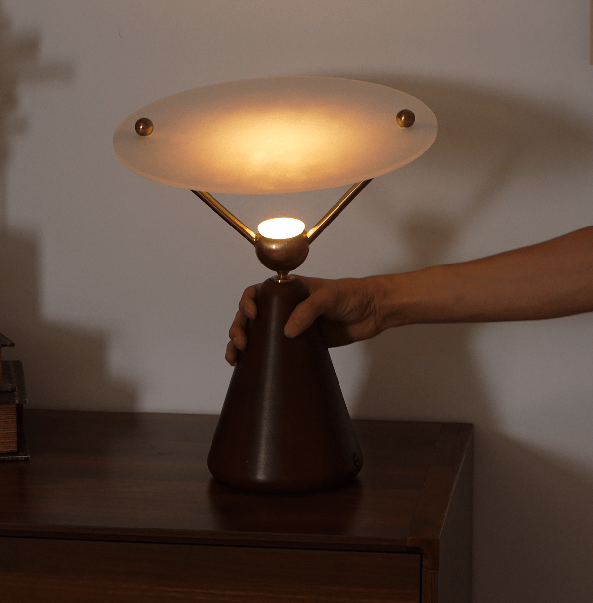 Equoray Table Lamp
