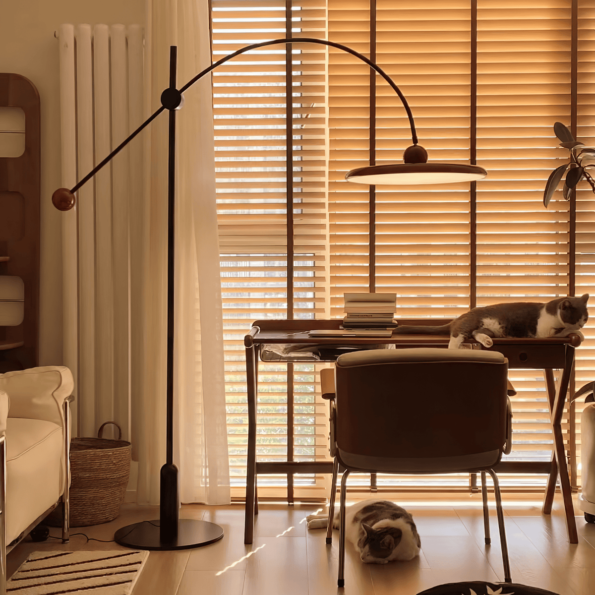 Lola Floor Lamp