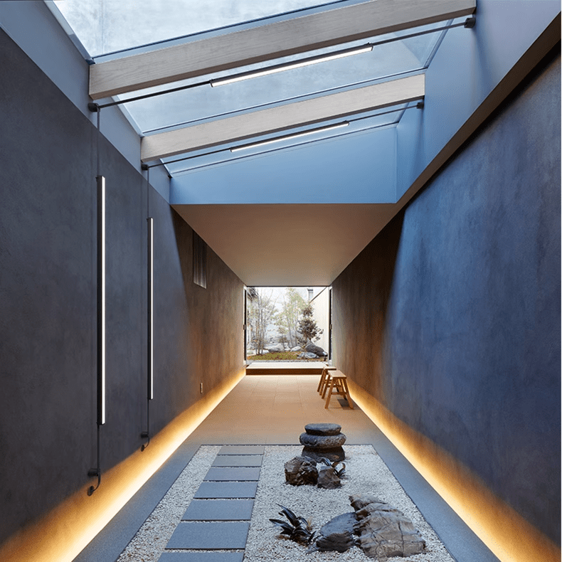 Belto Linear Pendant Light