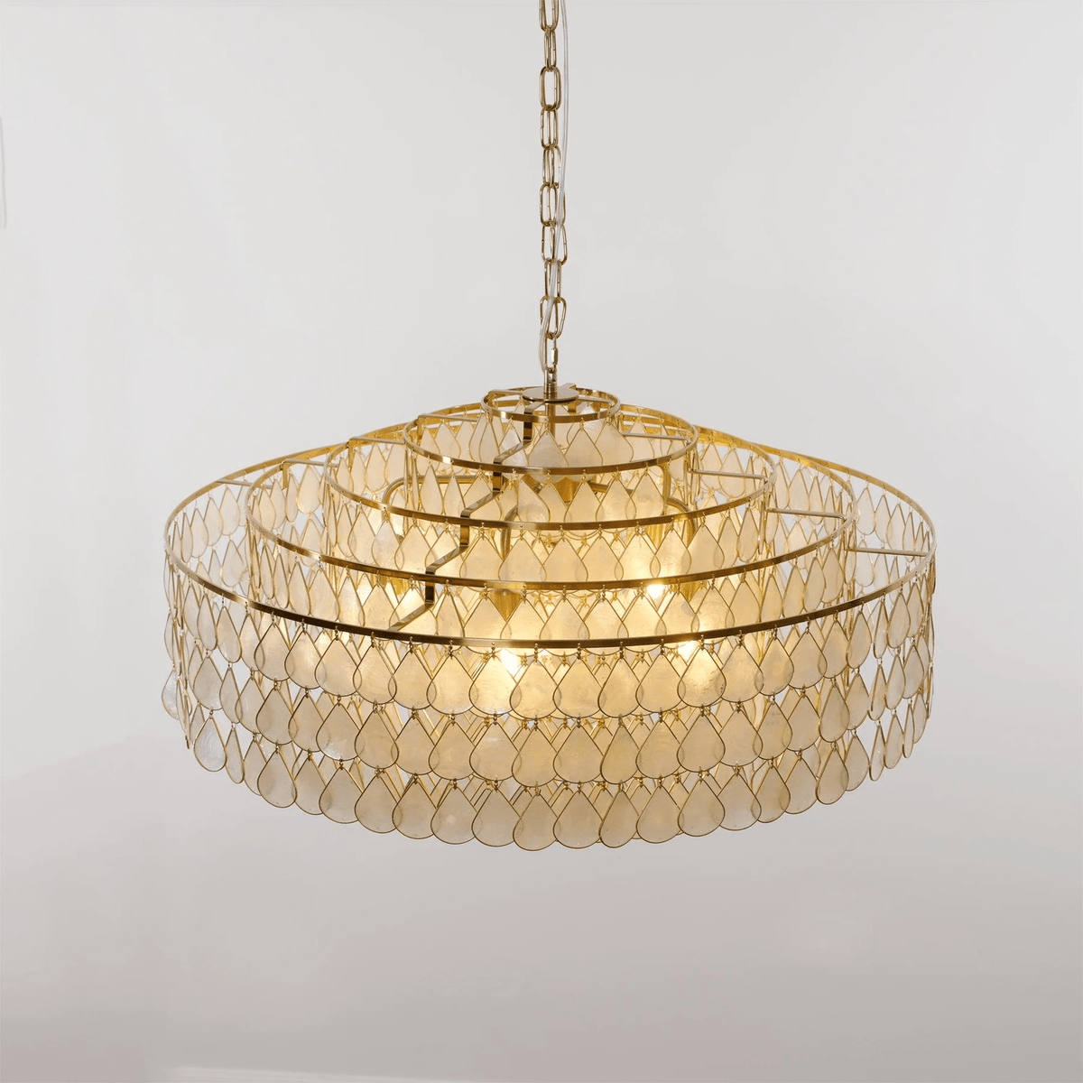 Teardrops Shell Chandelier