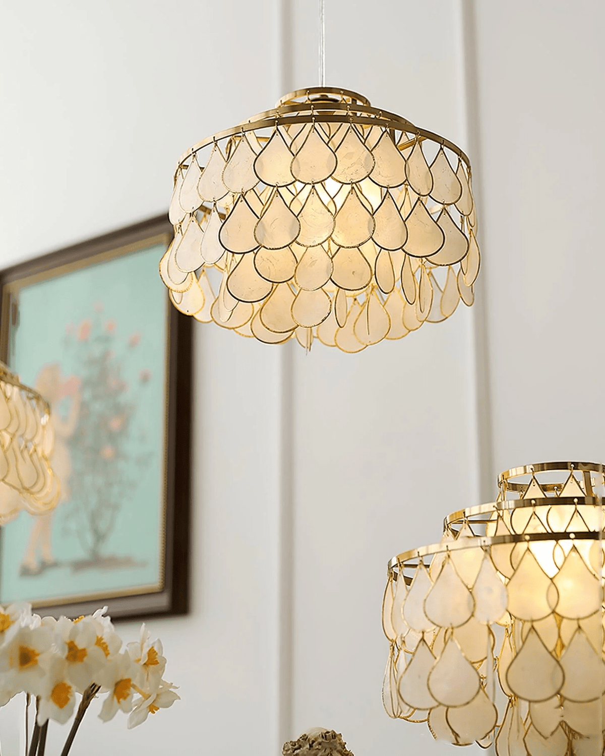Teardrops Shell Chandelier