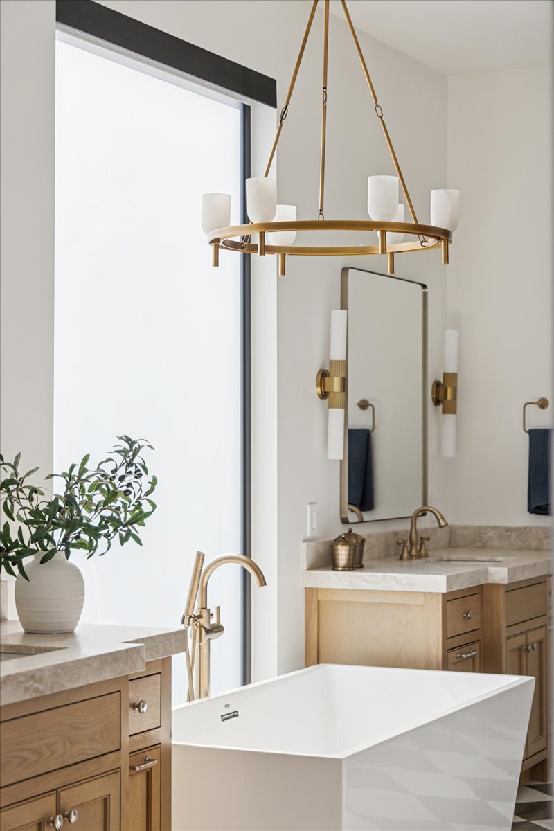 Lucian Six Light Chandelier Vintage Brass/Alabaster