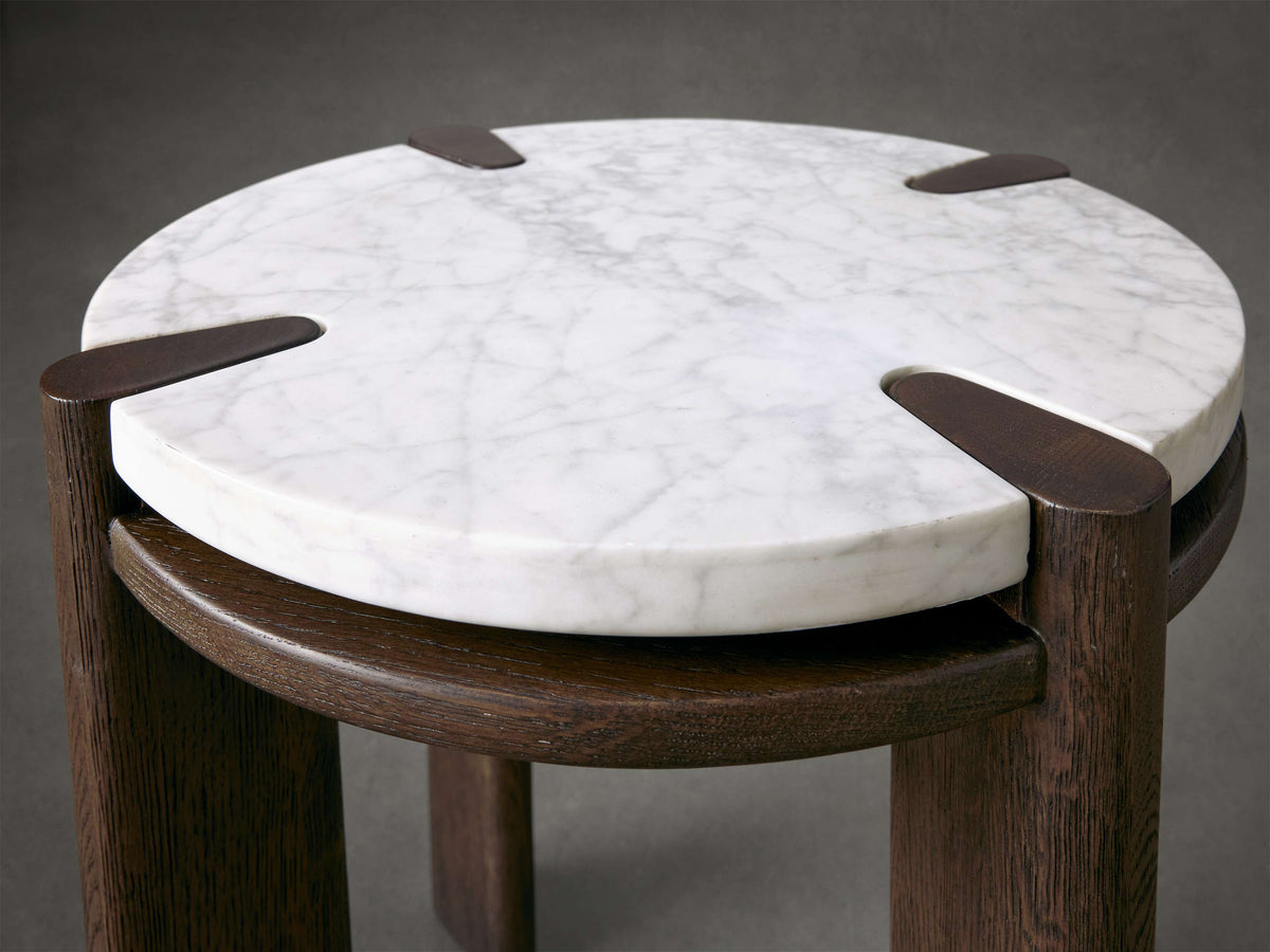Pyet End Table