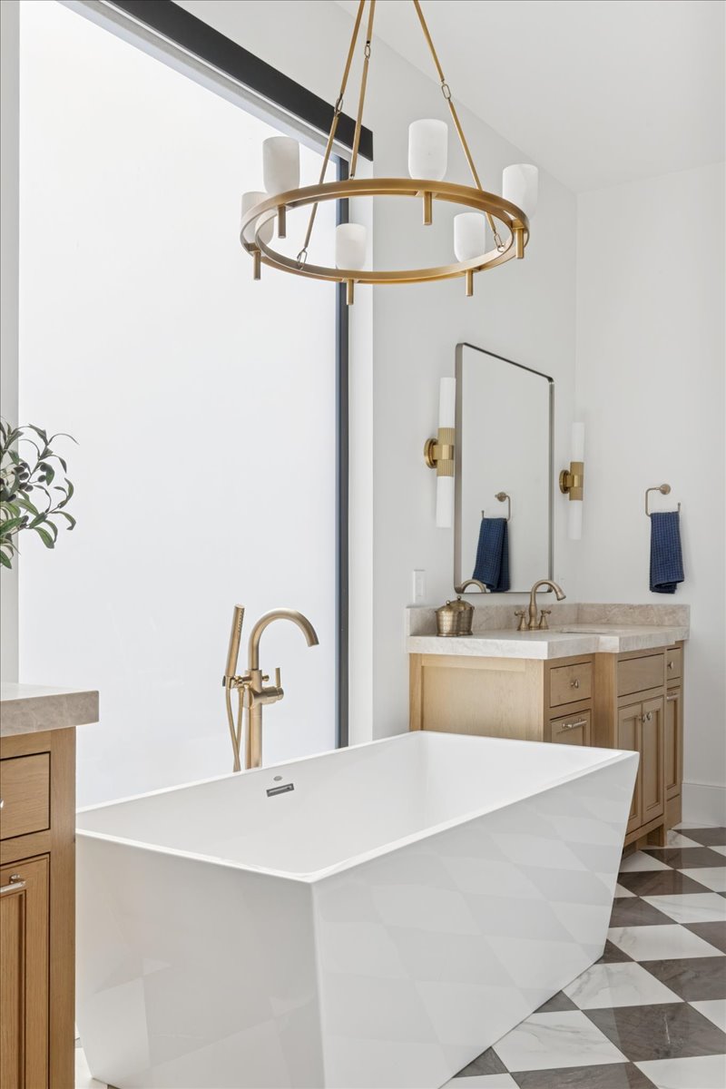 Lucian Six Light Chandelier Vintage Brass/Alabaster