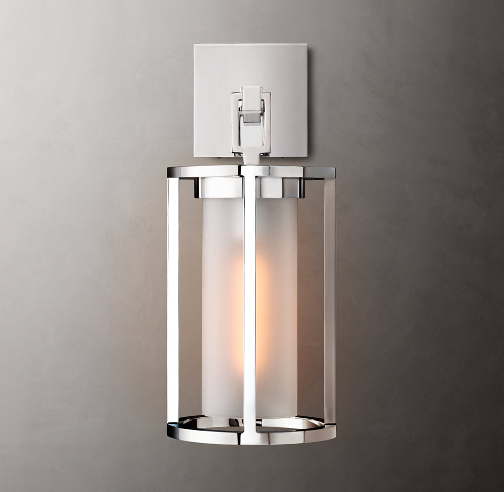 P└trus Round Sconce