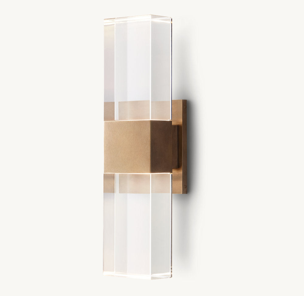 Serra Linear Sconce