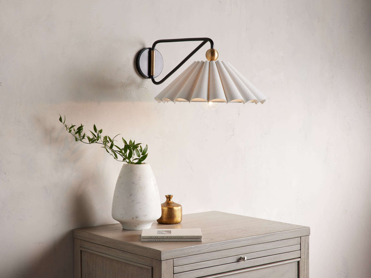 Haylen Sconce