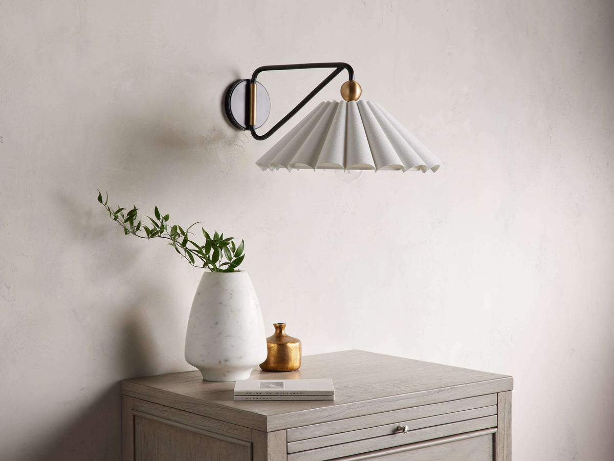 Haylen Sconce