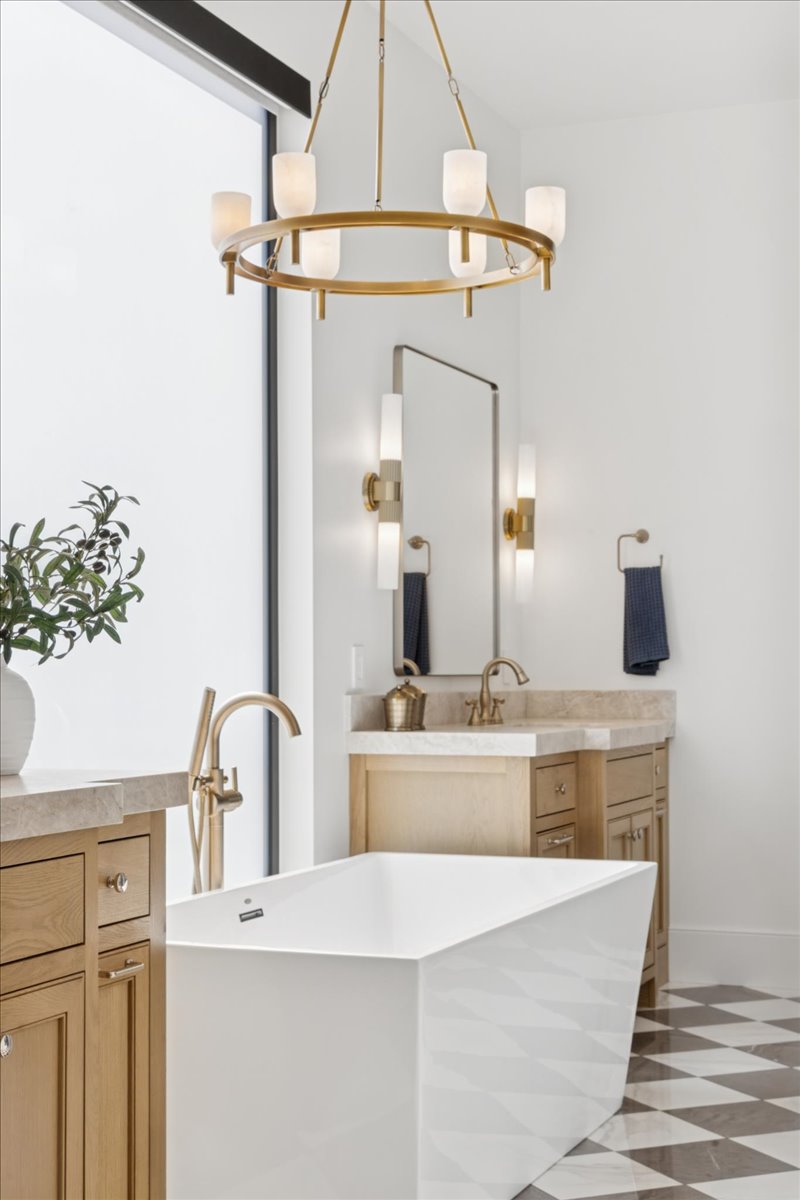 Lucian Six Light Chandelier Vintage Brass/Alabaster