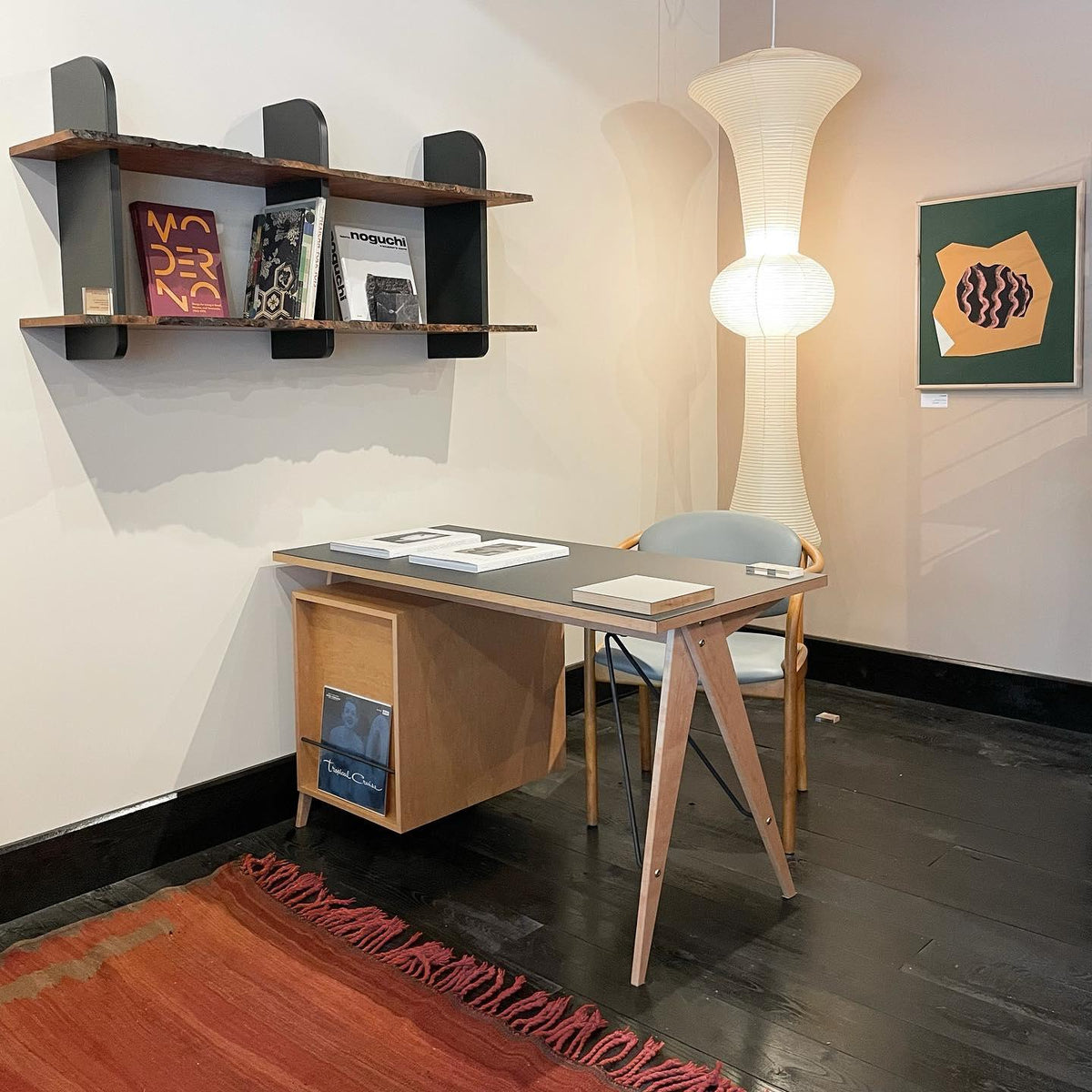 Akari E Pendant Light