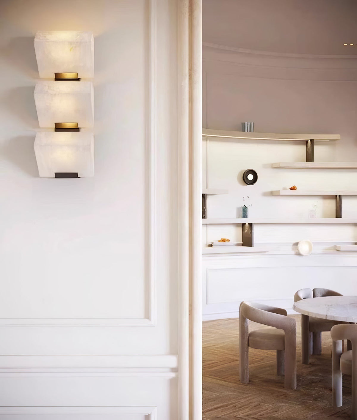 Alabaster Staircase Plug-in Wall Lamp