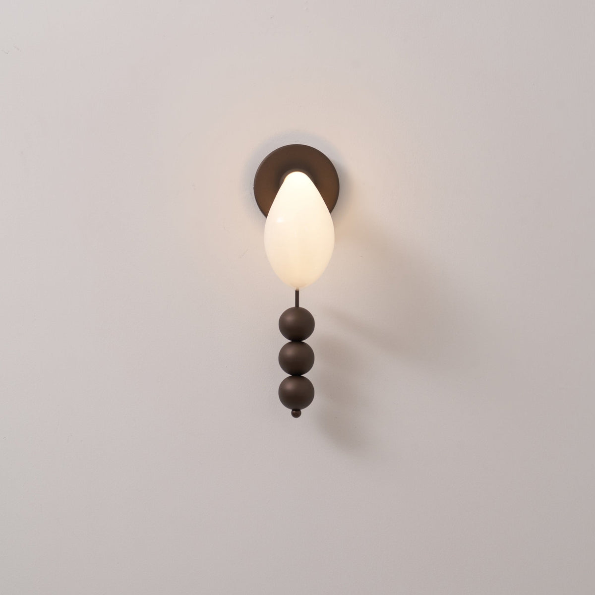 Alabris Wall Light