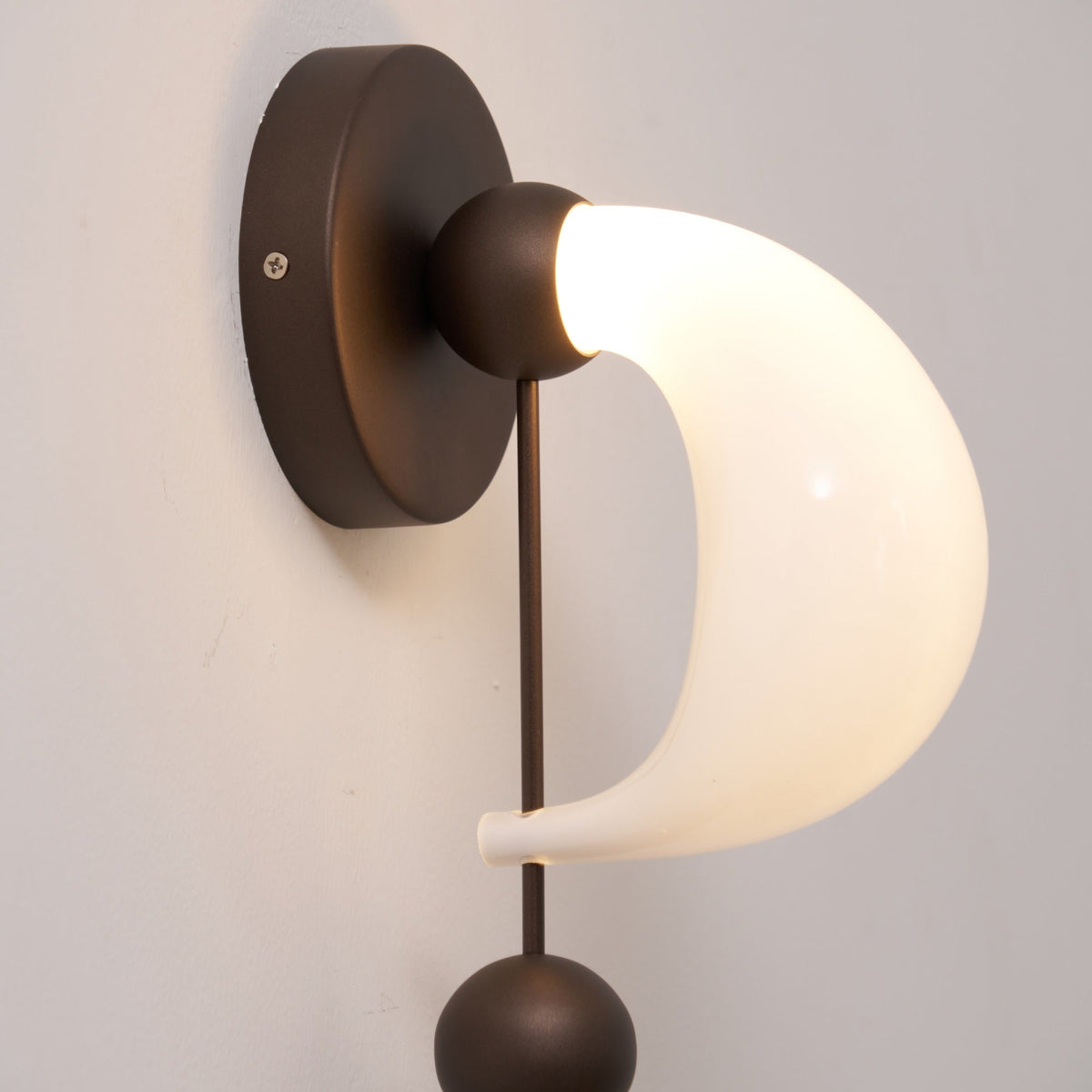 Alabris Wall Light