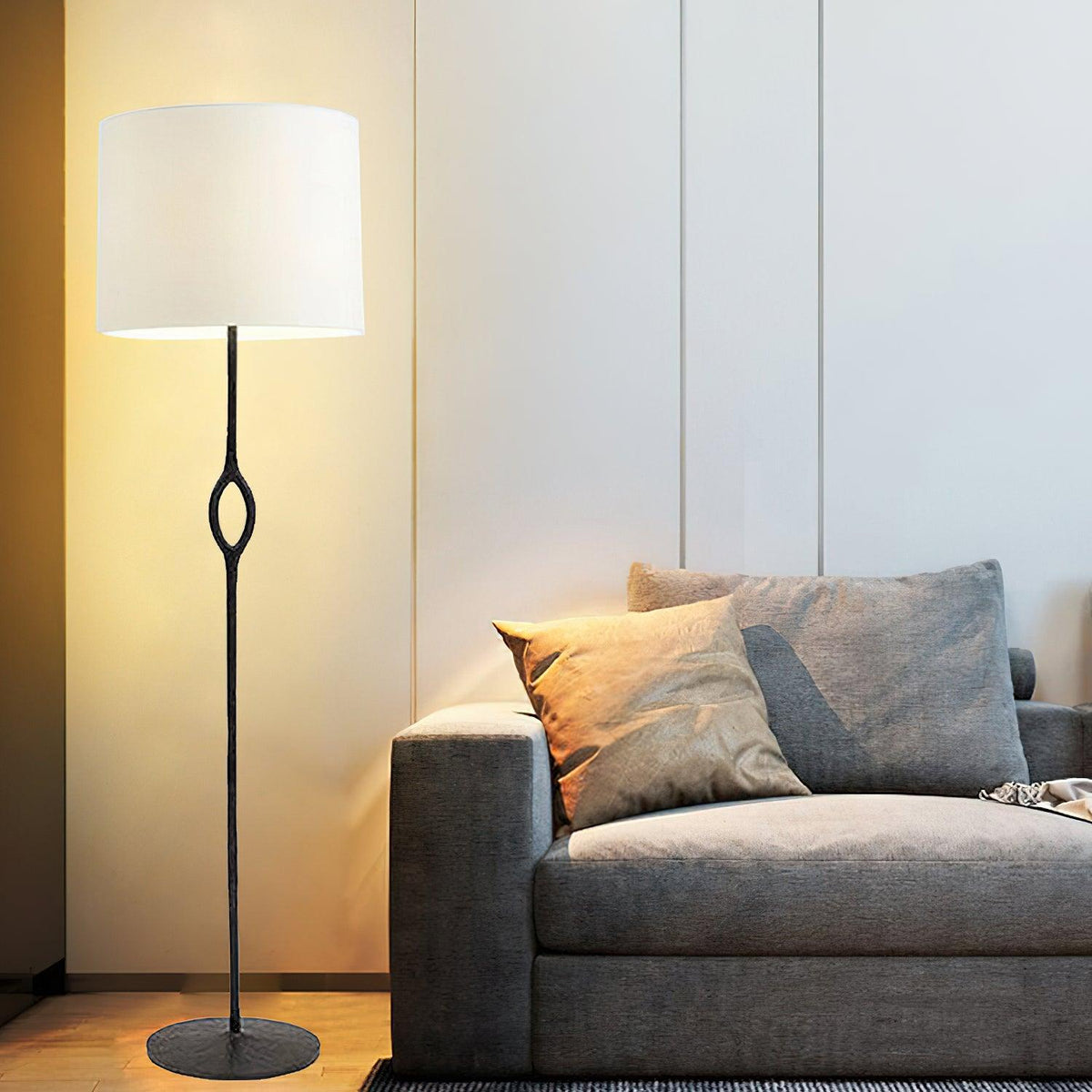 Alassis Floor Lamp 17.7"
