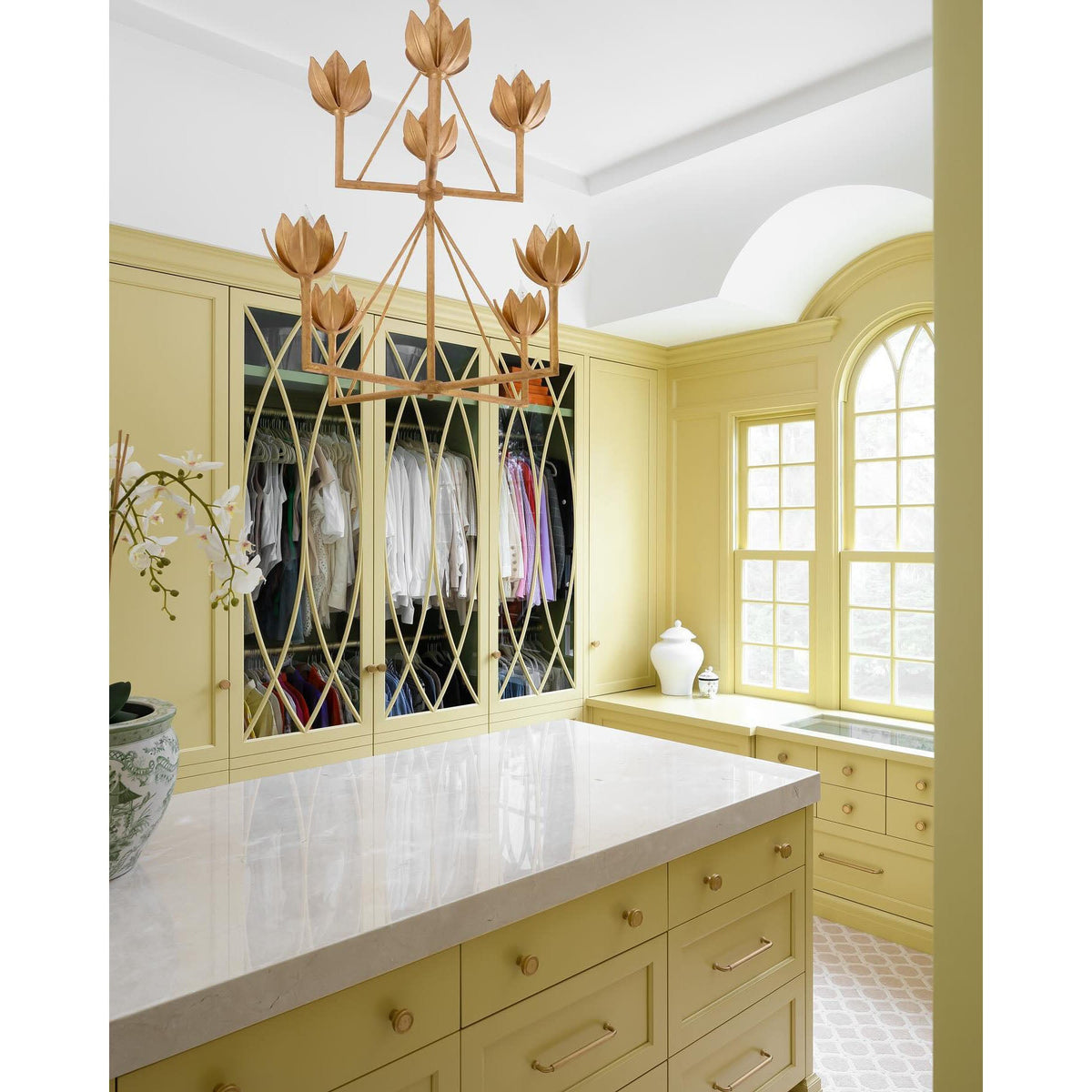 Alberto Lotus Bloom Chandelier