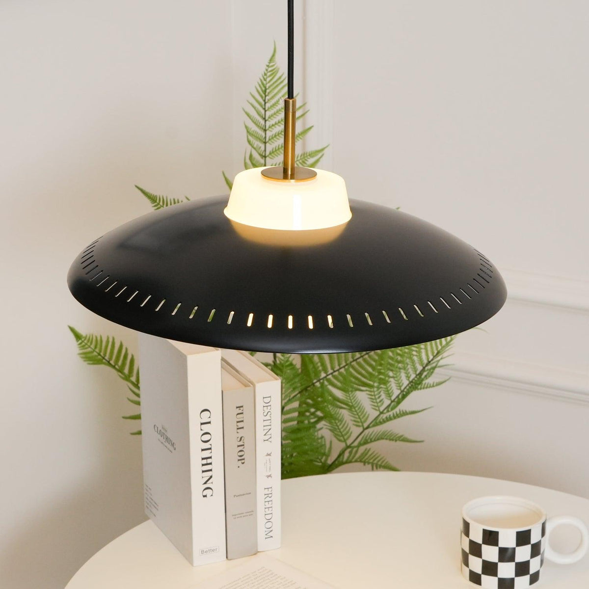 Alien Frisbee Pendant Lamp 17.7"