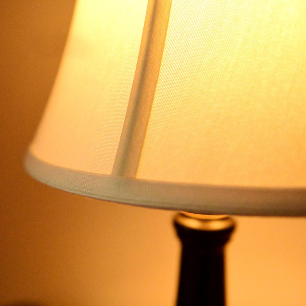 Ambrosia Metal Table Lamp 11"