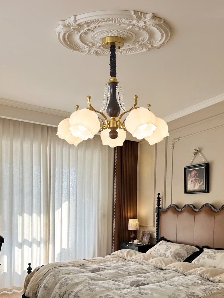 Antonia Chandelier