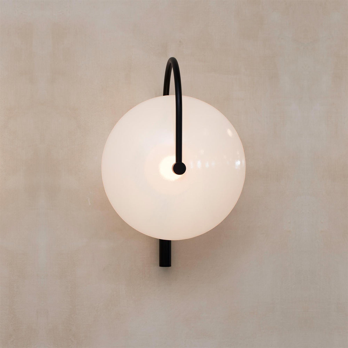 Aperture Art Wall Lamp 9.8"