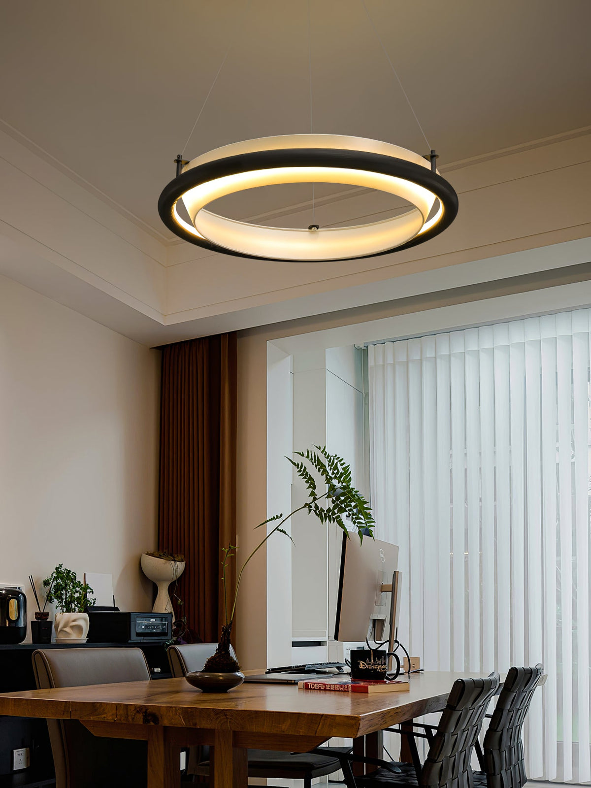 Archelo Pendant Light