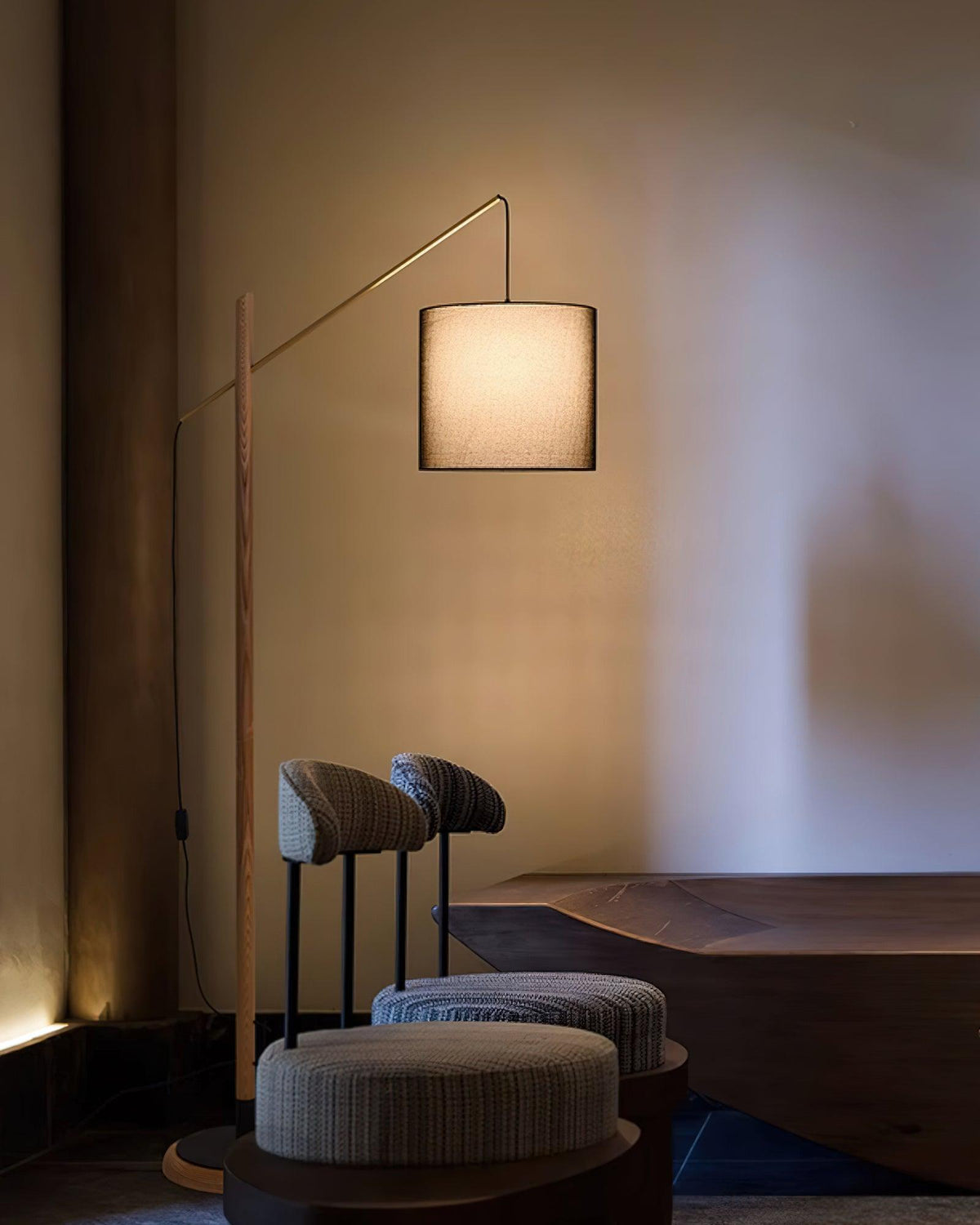 Archer Floor Lamp 11″