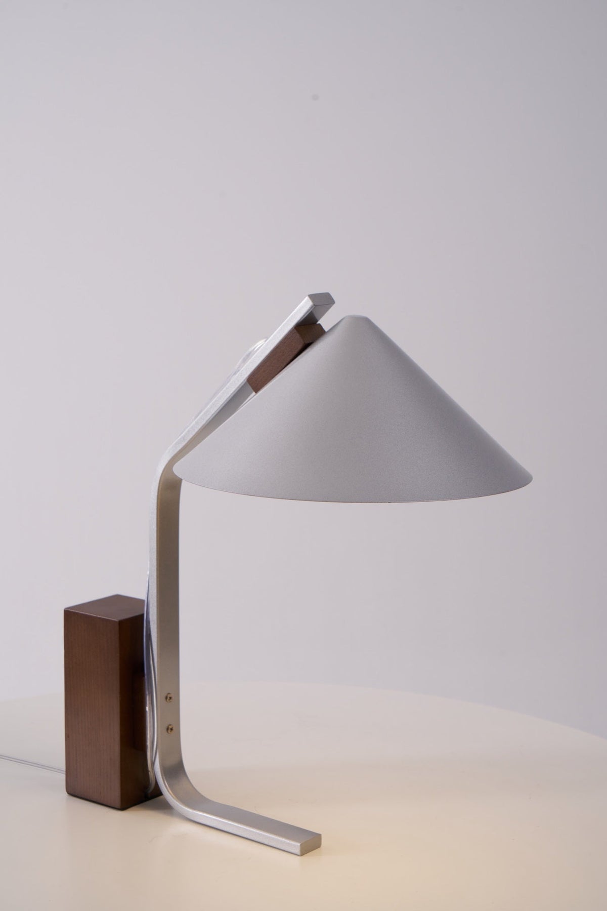 Arclune Desk Lamp