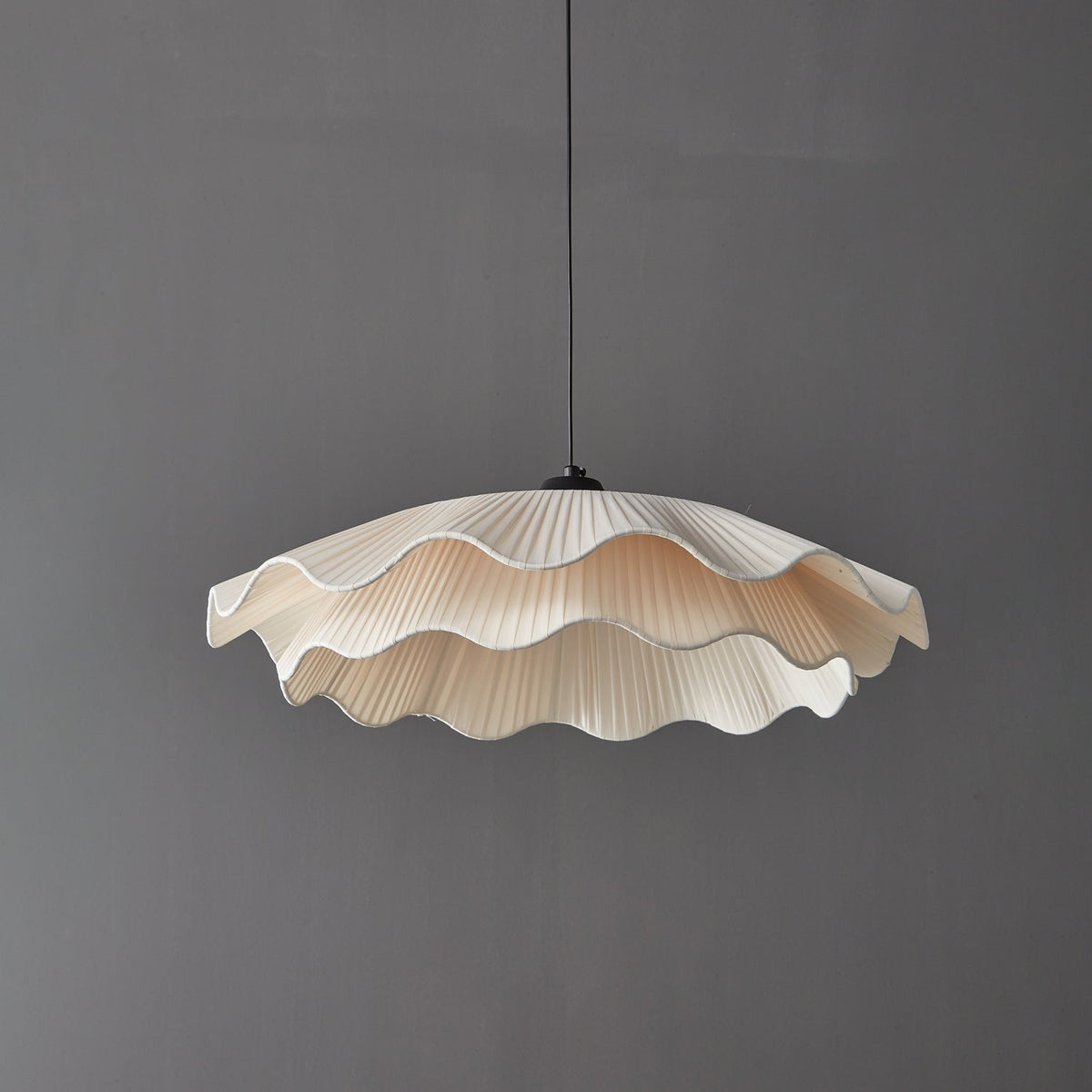 Arwen Fabric Wave Pendant Lamp