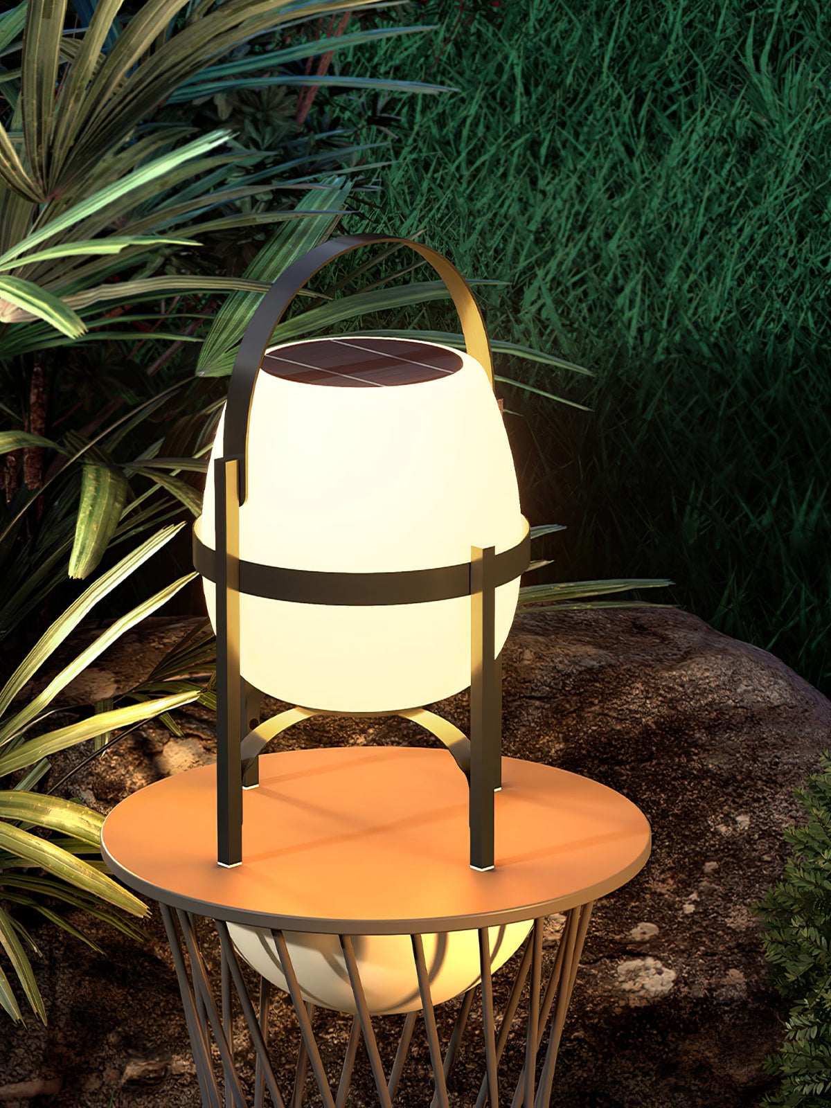 Auren Lantern Outdoor Lamp