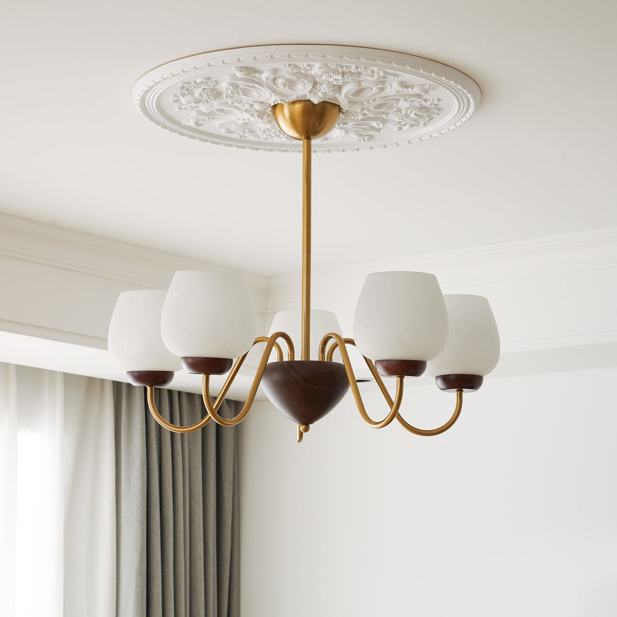 Aurorium Chandelier