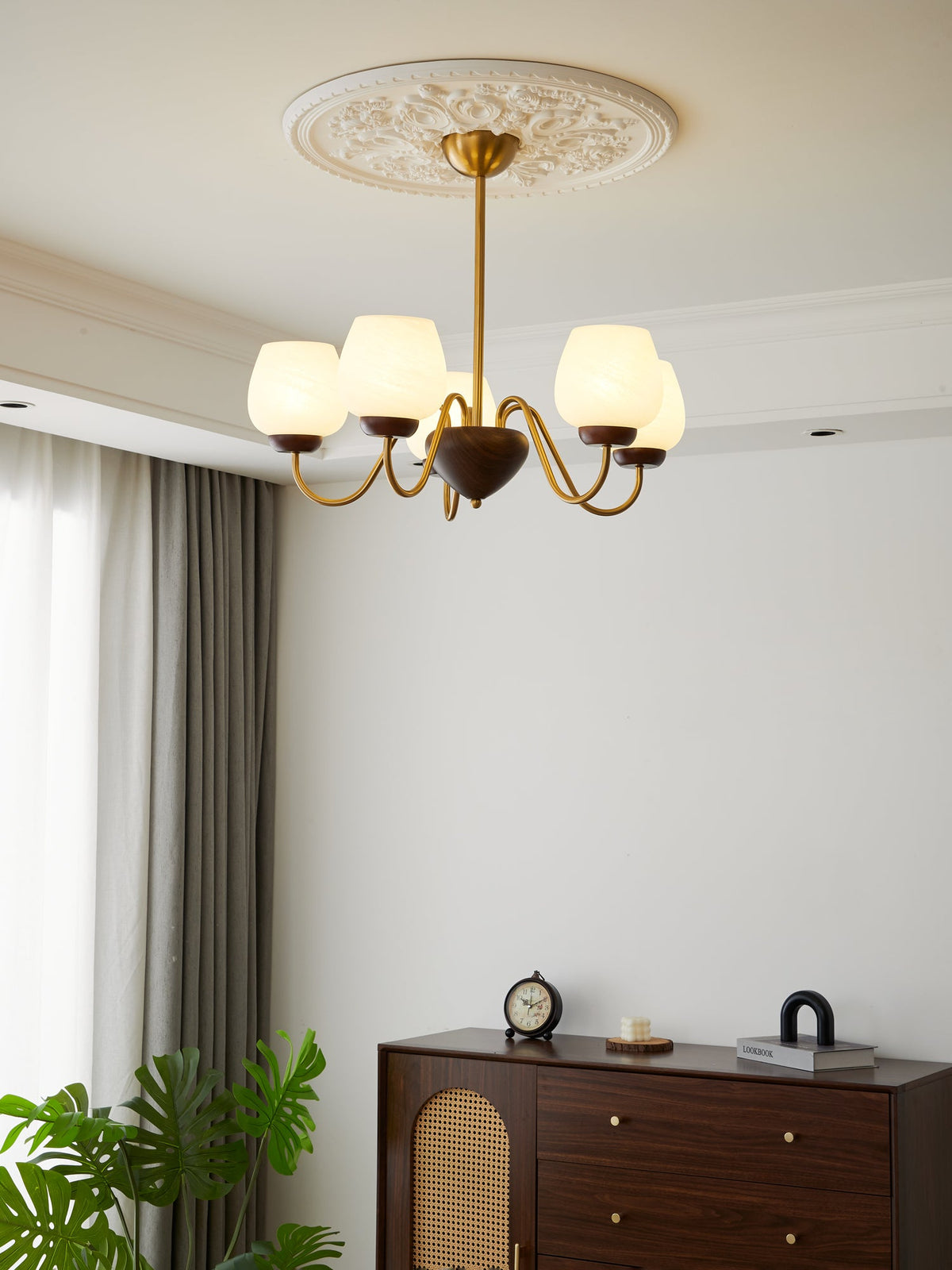 Aurorium Chandelier