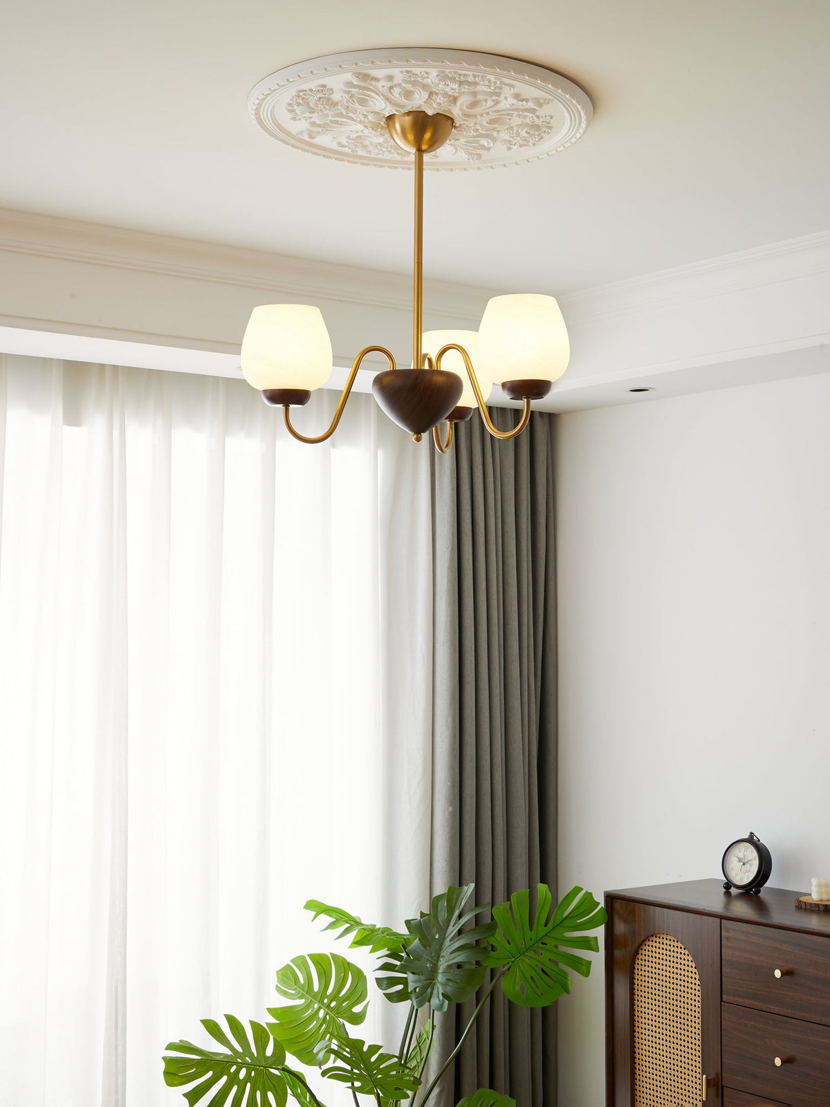 Aurorium Chandelier