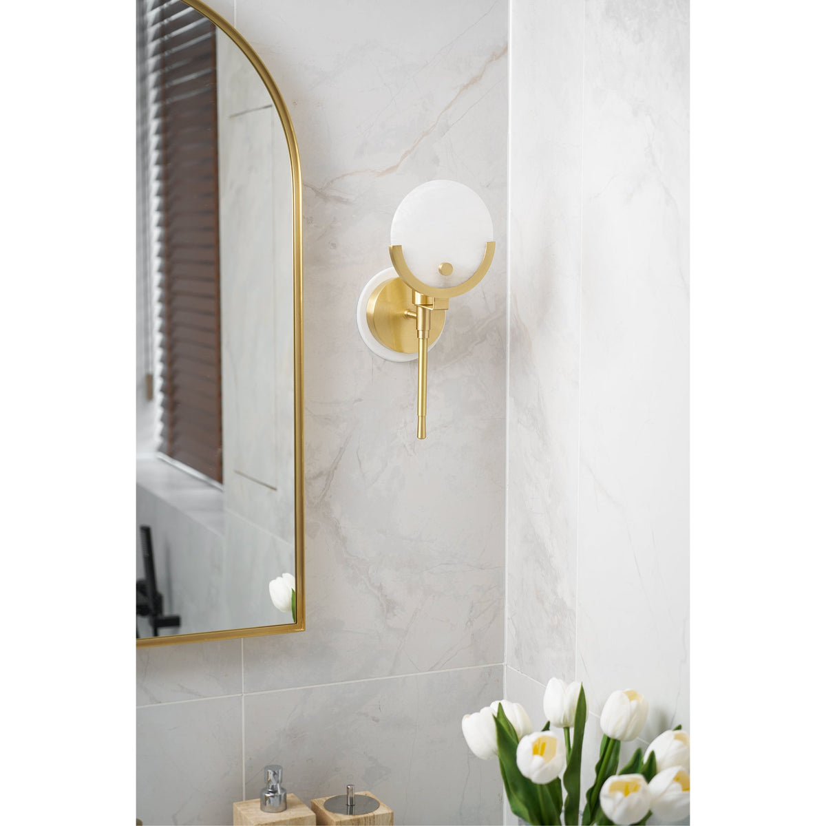 Ava Brass Wall Lamp