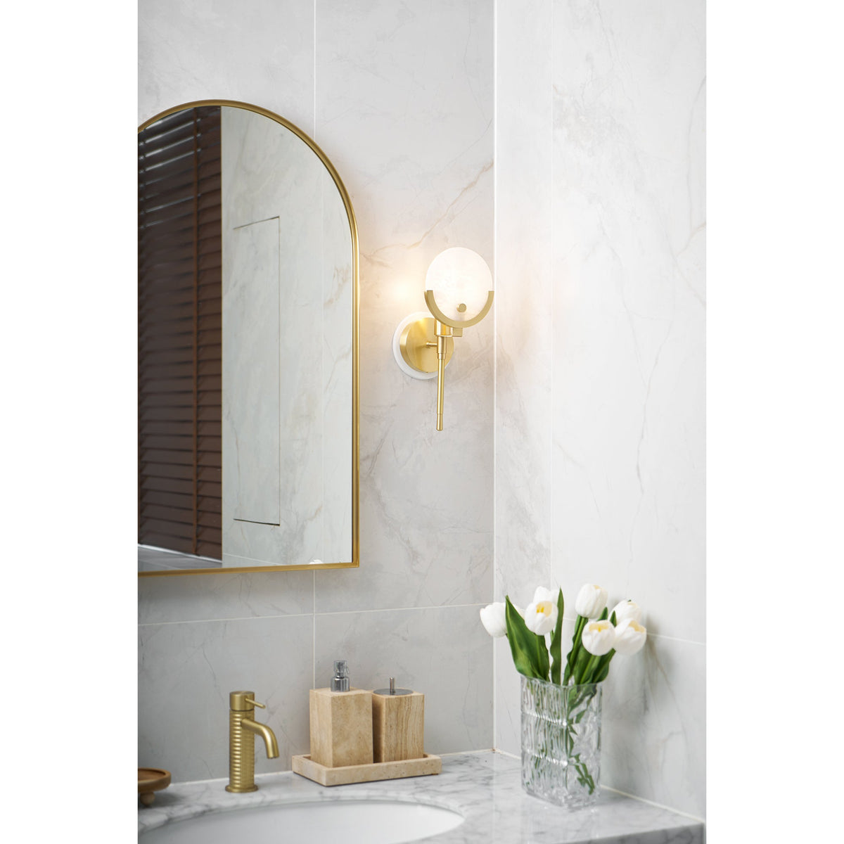 Ava Brass Wall Lamp