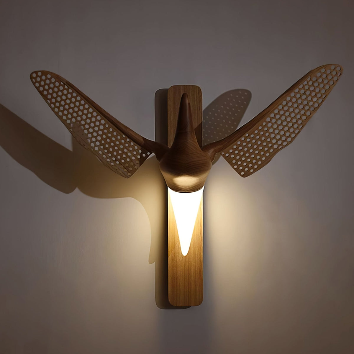 Avesa Wall Light