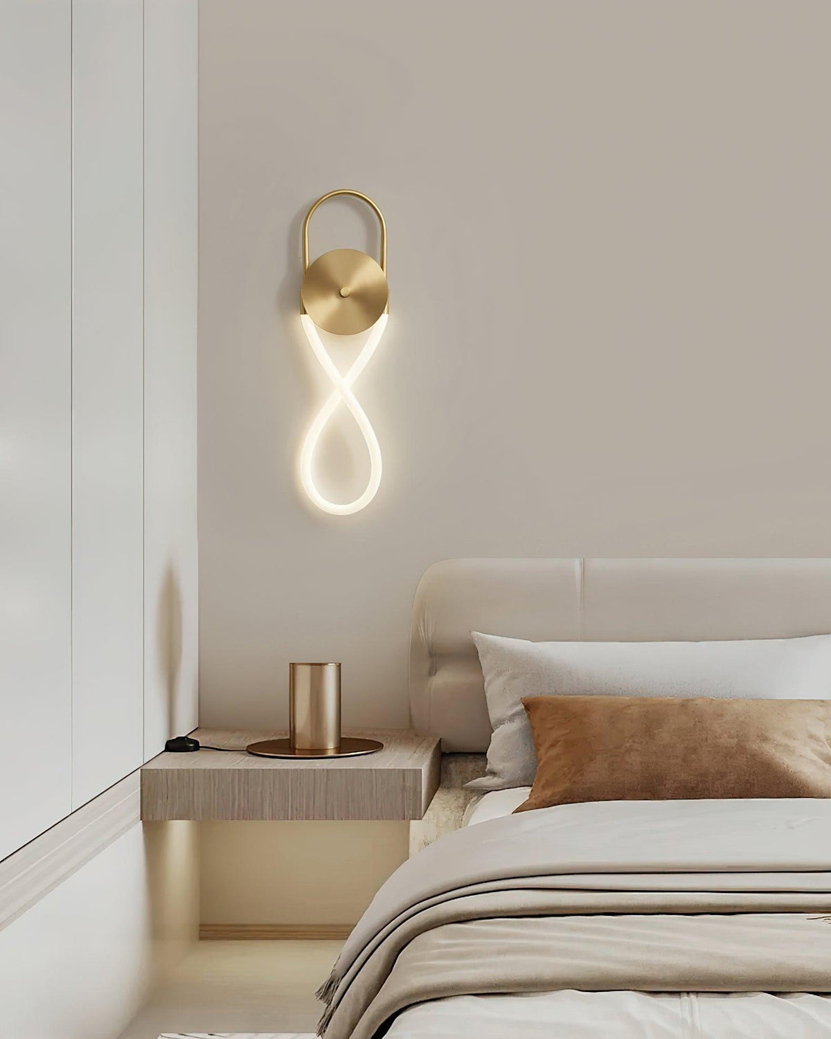 Bead Cascade Loop Wall Lamp