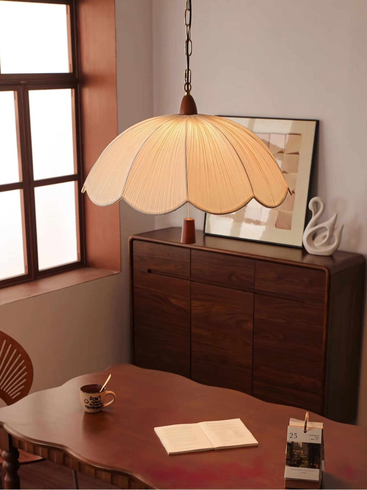 Belle Bloom Pendant Lamp