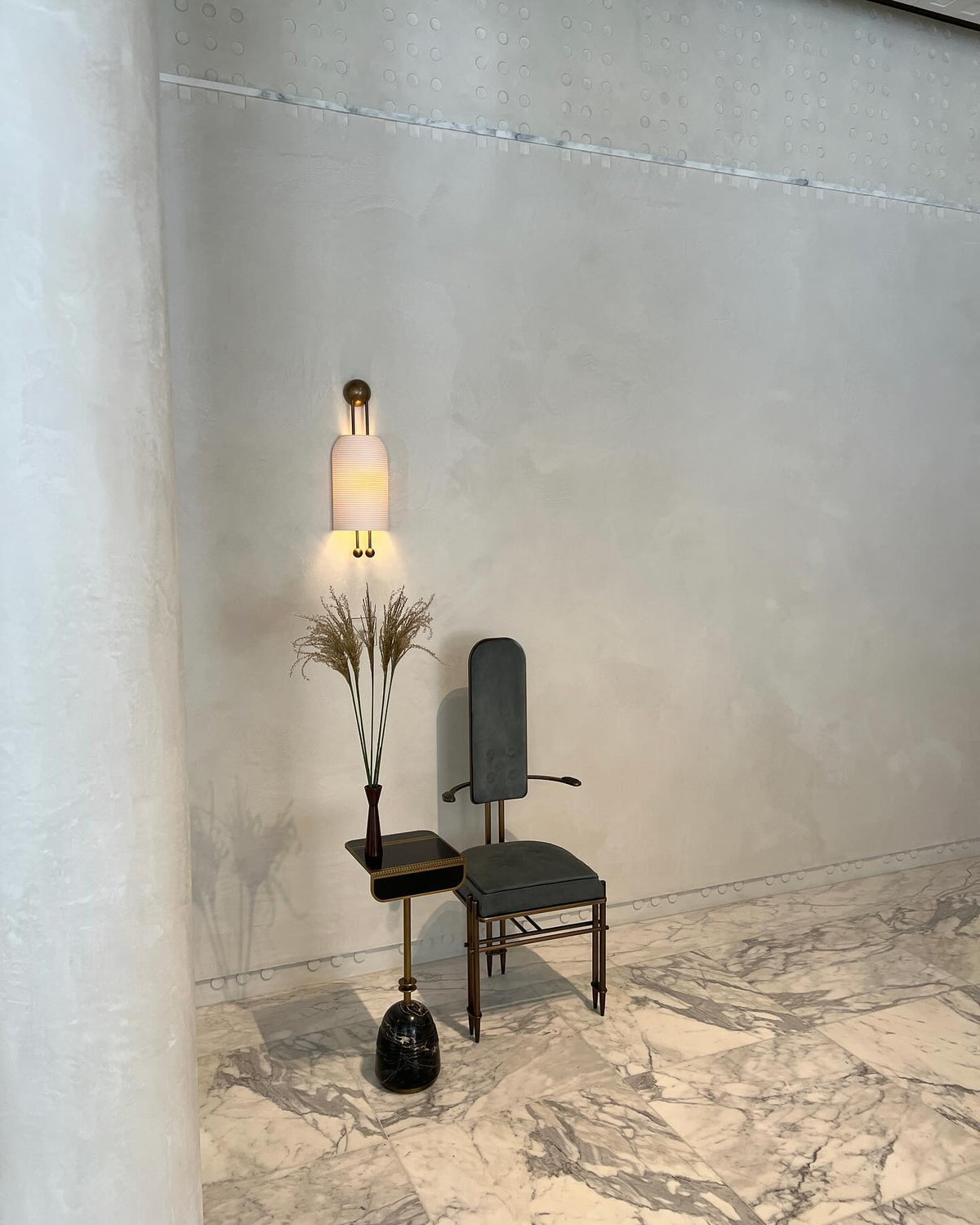 Benjamin Wall Light