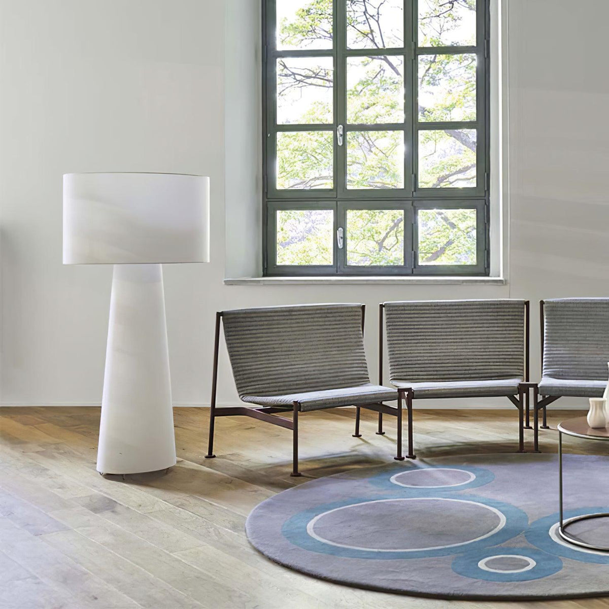 Big Shadow Floor Light