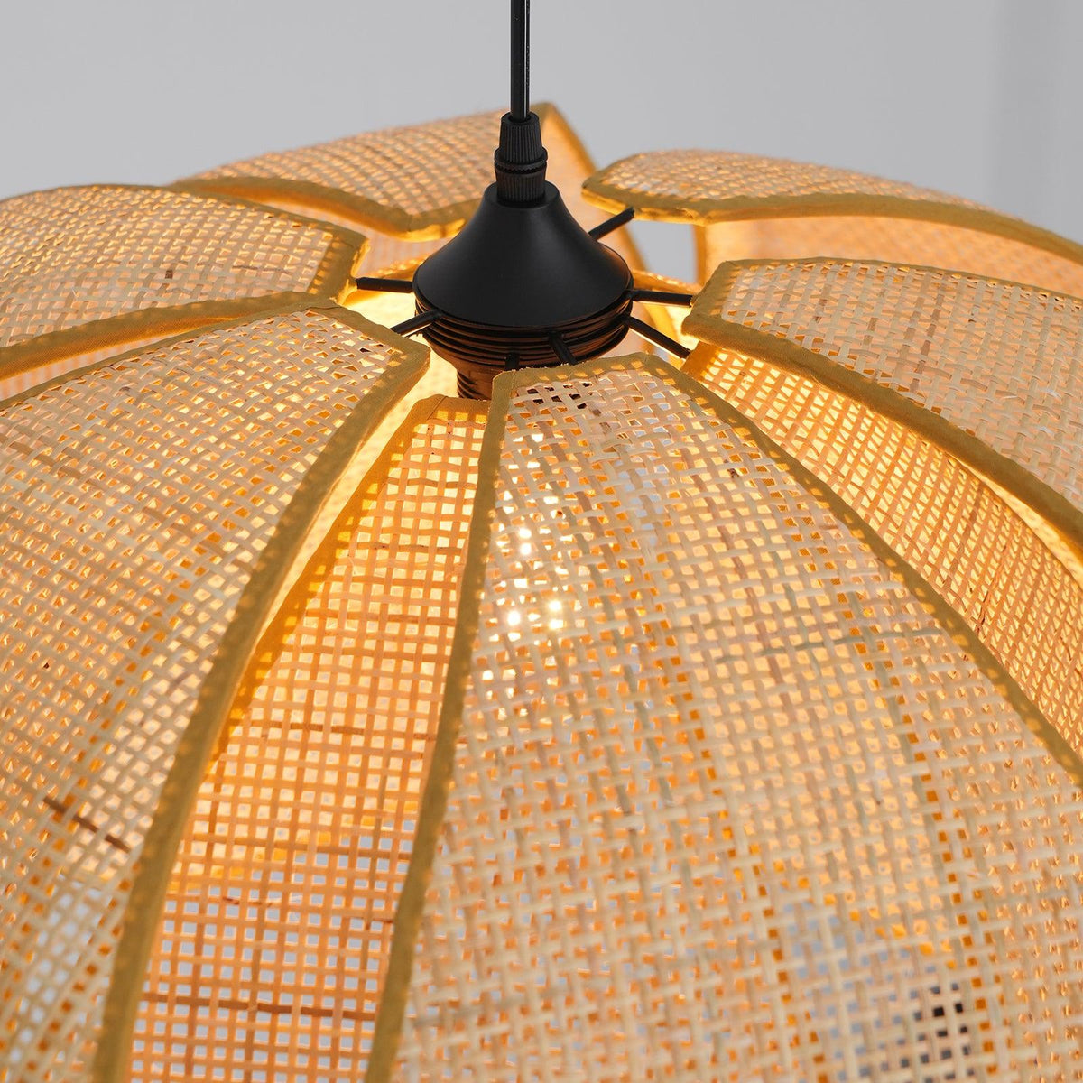 Bloom Rattan Pendant Lamp