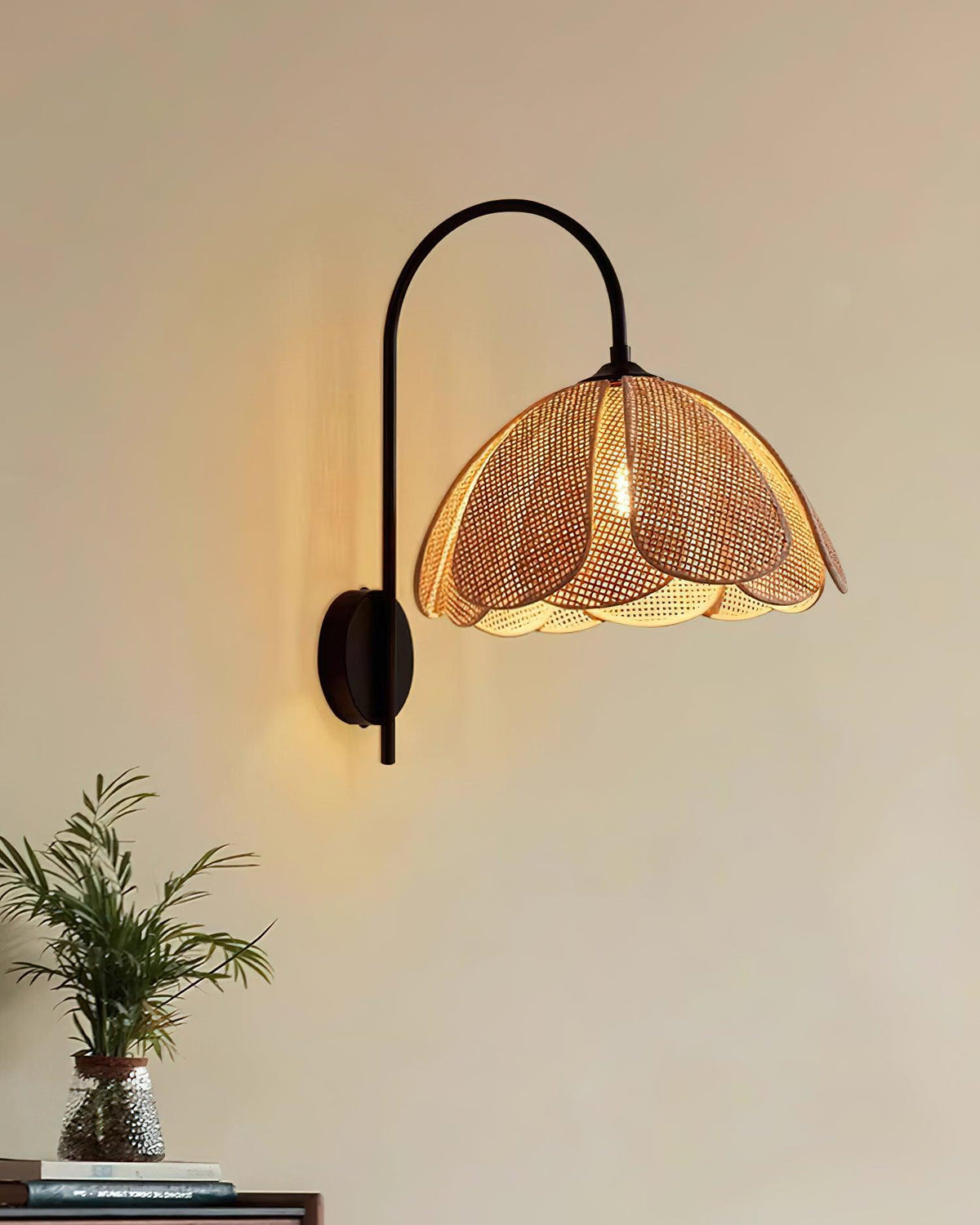 Bloom Rattan Wall Lamp 15.7"
