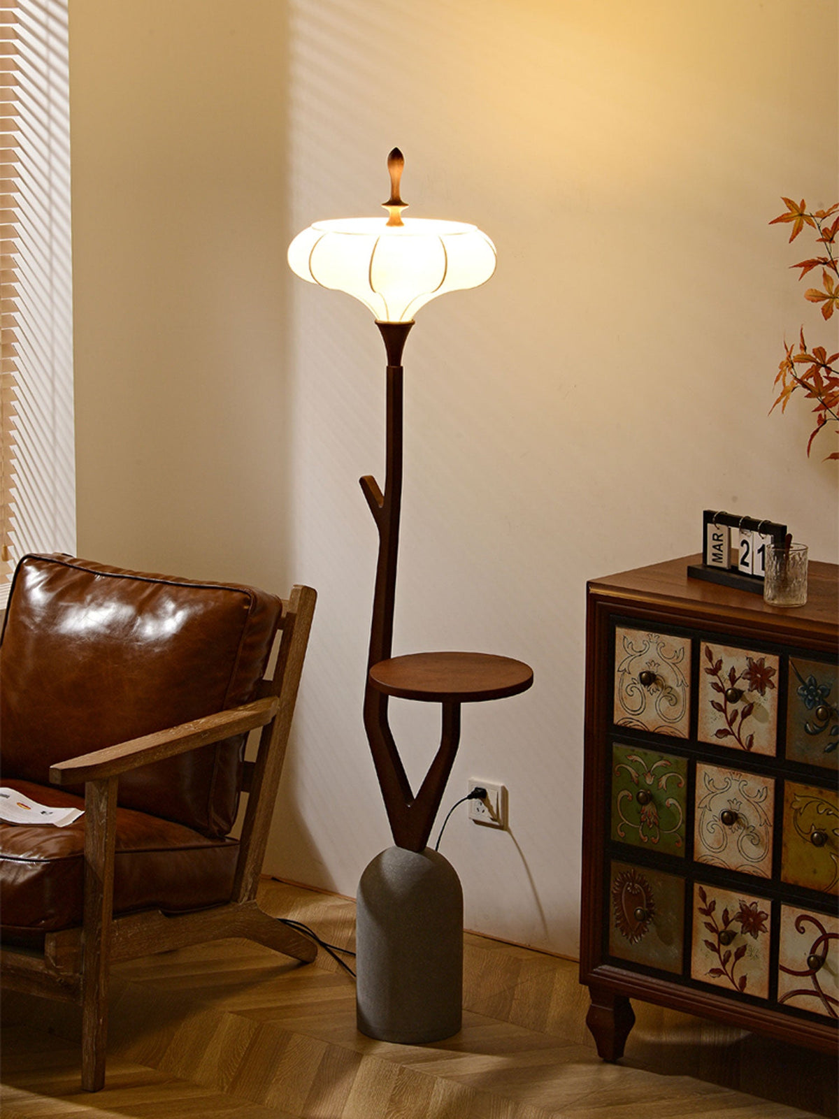 Branche Lantern Floor Lamp