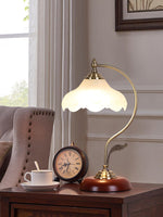 Retro Flower Table Lamp