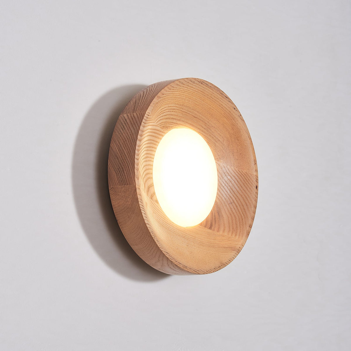 Caldera Wall Lamp