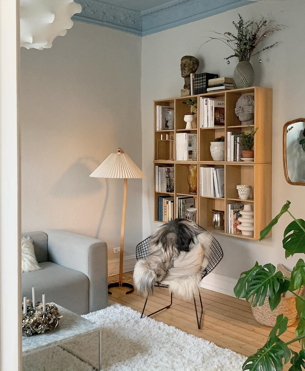 Caprani Floor Lamp 28.4"