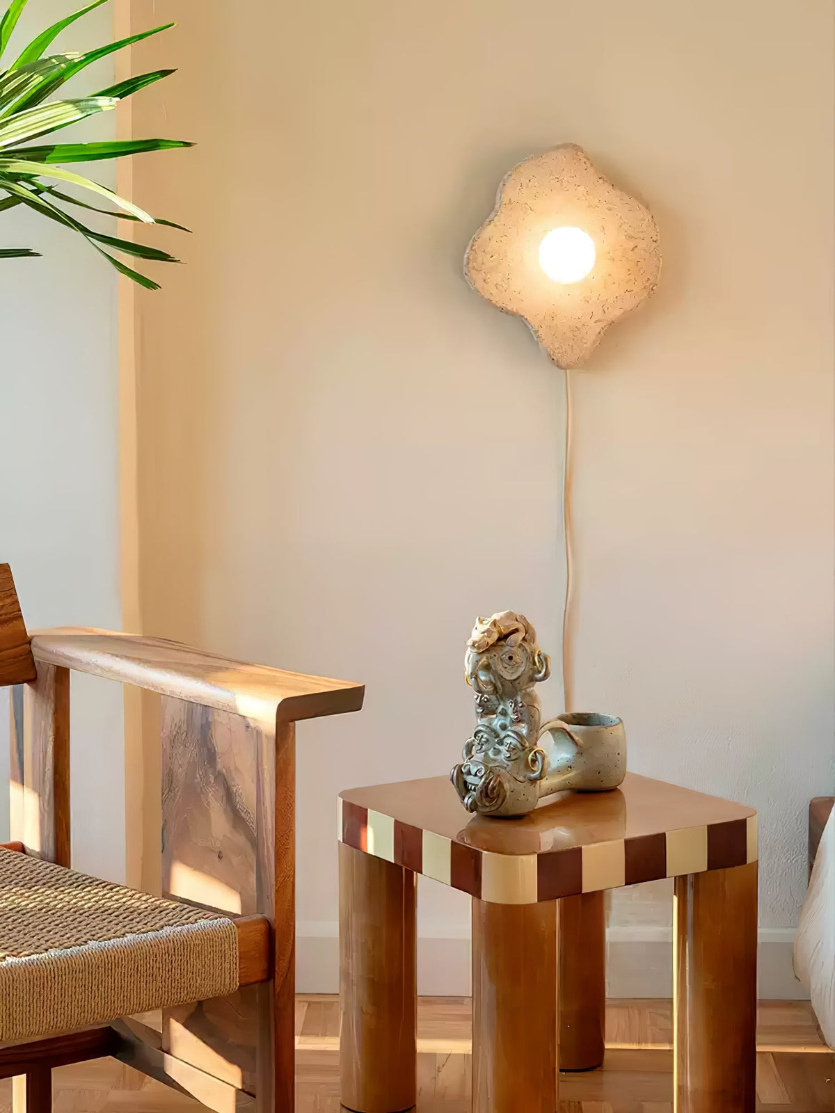 Cera Flare Wall Lamp