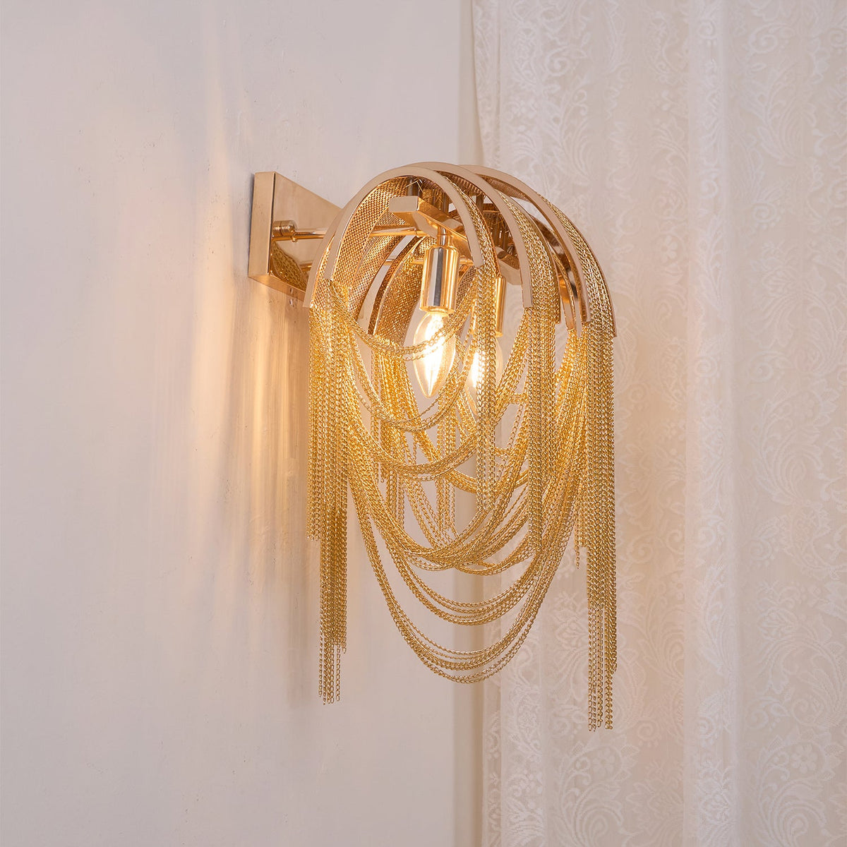 Chains Tassel Wall Lamp