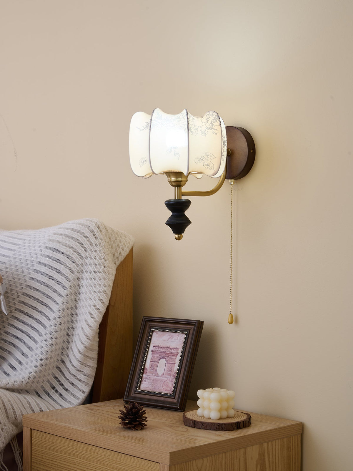 Clarendon Wall Lamp