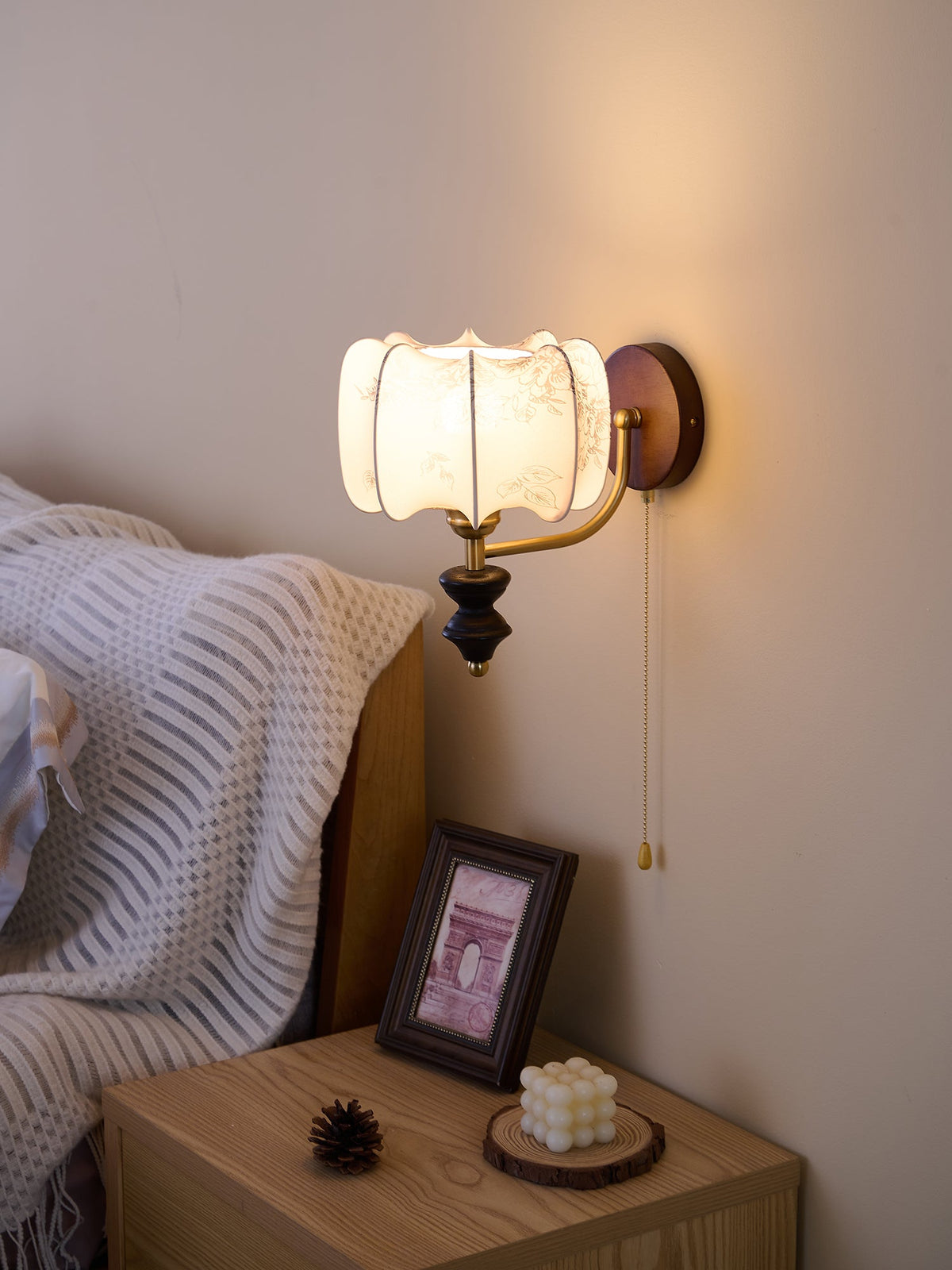 Clarendon Wall Lamp
